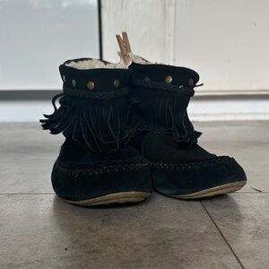 Lucky Brand Ahbey‎ Fringe Moccasin Boots